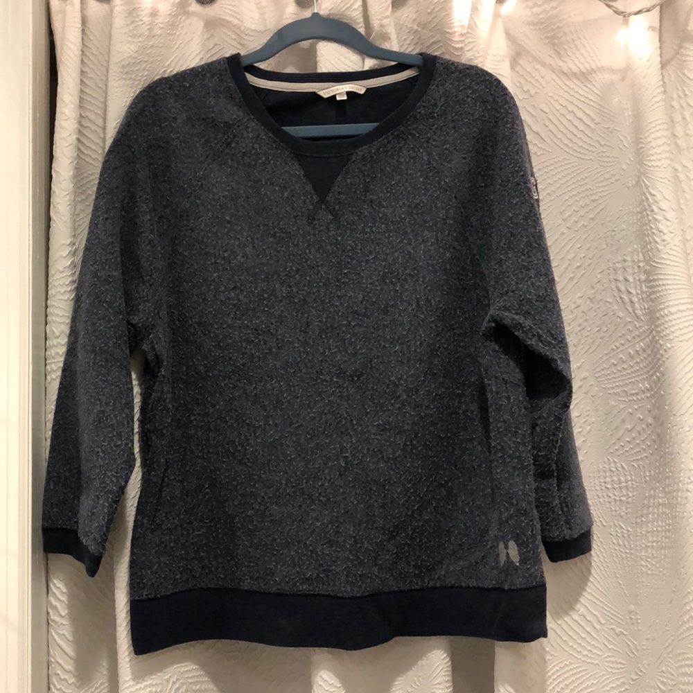Victoria’s Secret Sweater/Sweatshirt